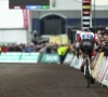 Dominante Van der Poel heerst ook in Hoogstraten: "20 seizoensoverwinningen binnen bereik"