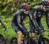 Alsof het nog niet onvoorspelbaar genoeg was: Team Ineos gaat het over andere boeg moeten gooien