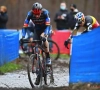 Toon Aerts slaat dubbelslag op Krawatencross en doet woordje over broer Thijs: "Hoop het voor hem"