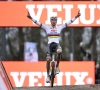 🎥 Van der Poel slaat pas laat toe in Namen, foutje breekt Nys zuur op in slotronde 