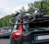 Veel Belgen maken deze fout met hun fietsendrager: dit zegt de wet én de verzekeraar
