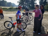 De Vries hekelt inconsequente UCI over Wiebes: "Schandalig, dan moest je Pogacar in Ronde ook uit koers nemen"