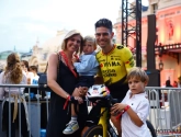 Wat voor papa is Wout voor Georges en Jerome? Prachtige woorden prijzen Van Aert als vader