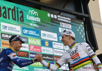 Ongelofelijke lofzang voor Tadej Pogacar: "Twee treden boven ons"