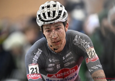 Stevige domper voor Michels: ploegmaat Van der Poel mist vier crossen voor Kerstmis