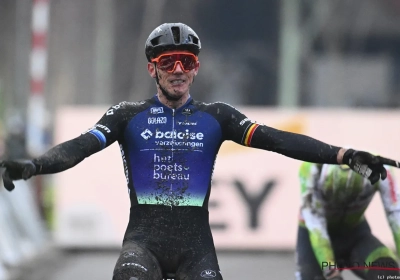 Thibau Nys heel eerlijk na nieuwe driekleur: "Even in paniek, kwam mezelf helemaal tegen"