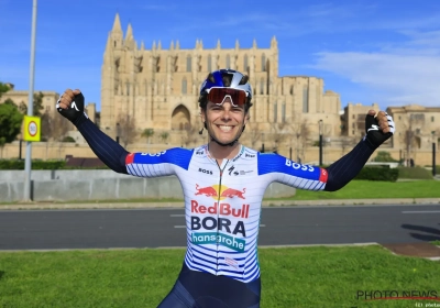 Na vier jaar weer prijs: Marit wint eerste koers bij Red Bull en deelt prikje uit aan ex-ploeg