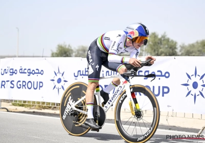 Spierschade oorzaak van krampen? Remco Evenepoel verdedigt zijn keuze 