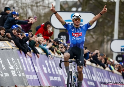 🎥 Mathieu van der Poel verontschuldigt zich meteen na finish van Omloop