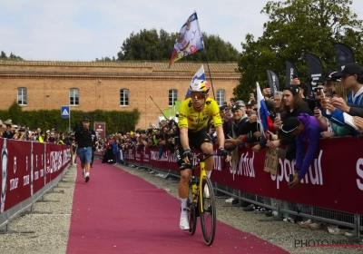 "Ben ik tevreden mee": Wout van Aert spreekt klare taal na Strade Bianche