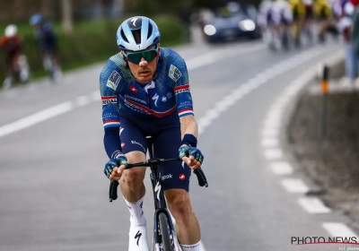 Van Baarle wijst het indrukwekkende en ultieme wapen van Van der Poel aan