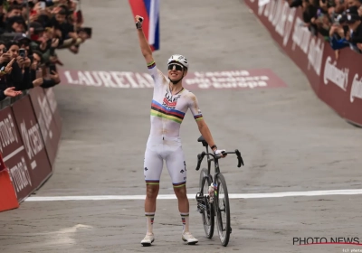 📷 Verboden technologie? Ploeg van Pogacar komt met uitleg over opvallende sensor 