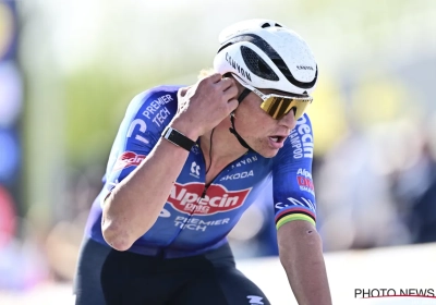 Van der Poel veegt vermoeden compleet van tafel en zegt wat krachten gekost heeft in strijd met Pogacar