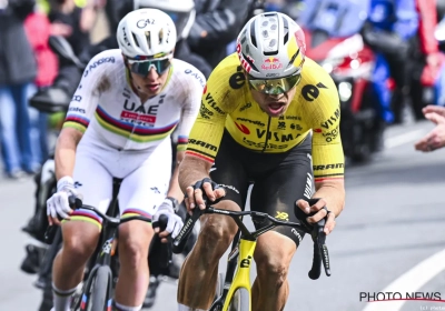 🎥 Wout van Aert wint Parijs-Roubaix! Na episch duel met Pogacar sprint Van Aert naar glorie