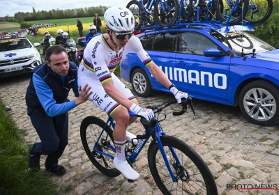 Pogacar doet stevig zijn beklag na Parijs-Roubaix