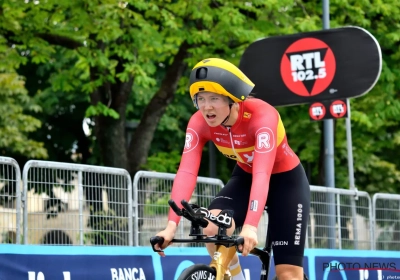 📷 19-jarige renster deelt update na spoedoperatie door hersenbloeding in Parijs-Roubaix 