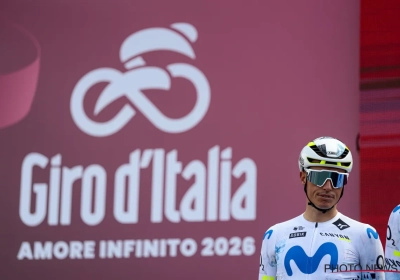 Renner tijdens rit in de Giro gespot met truitje van... de vrouwenploeg