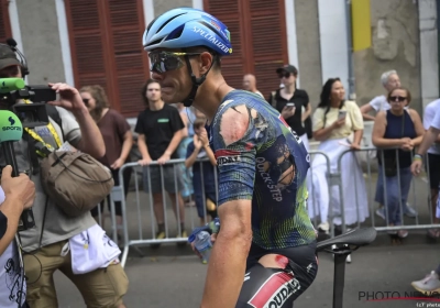 Stuyven tegen de grond gekatapulteerd in Tour de France: dit is de schade na valpartij en chaos