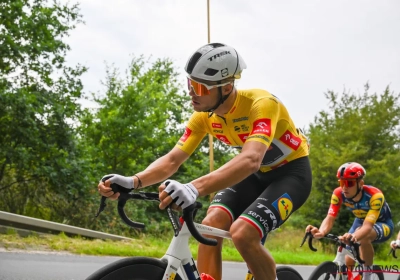 📷 KOERS LIVE: Visma-Lease a Bike zet meteen de toon in de Ronde van Burgos