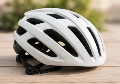 Mag je echt niet sneller dan 25 kilometer per uur rijden zonder fietshelm?