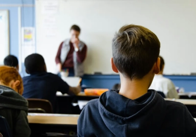 Meer dan 1.000 leerlingen naar school op woensdagmiddag: schuld van koers