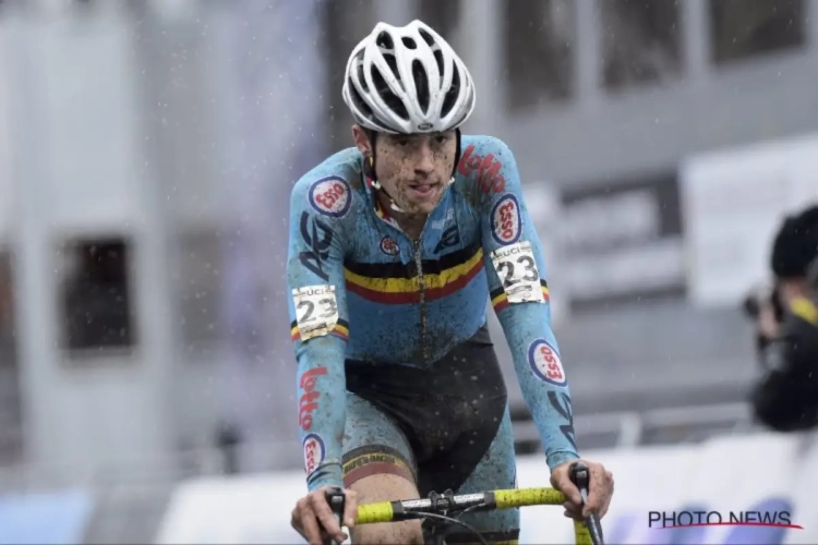 Jonge pupil van Niels Albert steelt met de ogen: "Ander niveau als je op pad moet met Wout Van Aert"