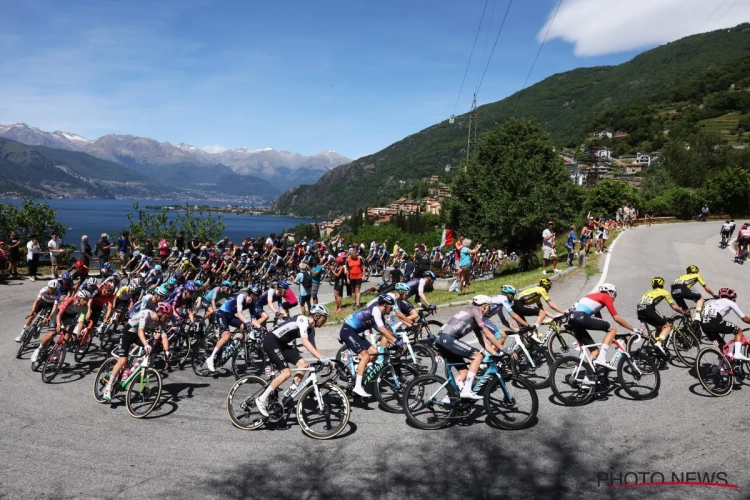 Wedstrijdjury in Giro d'Italia maakt zich boos op peloton en dat krijgt gevolg