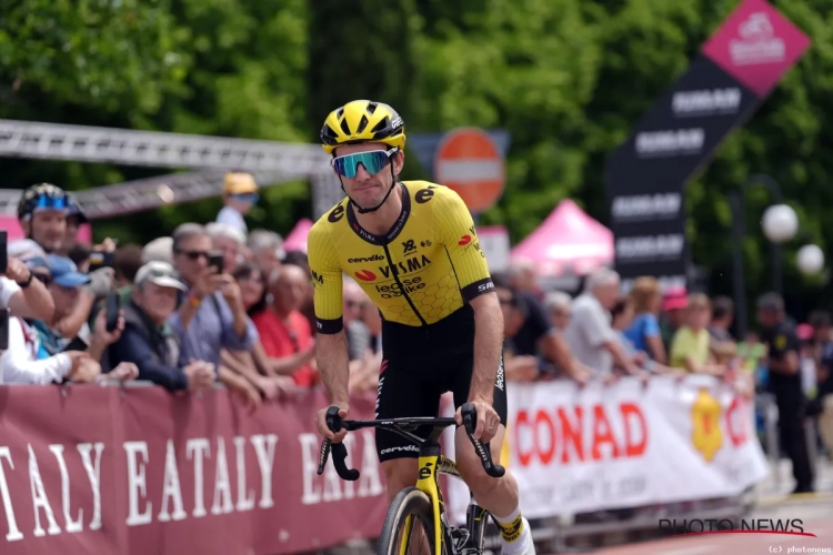 Simon Yates haalt uit naar zijn ploegmaats, maar wordt ook stevig op zijn plaats gezet