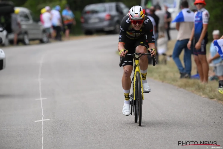Beschamend moment voor Wout van Aert na compleet onverwachte actie: "Dan zak je door de grond, een walk of shame"