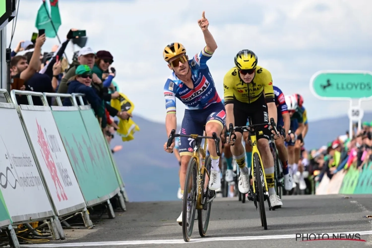 🎥 Remco Evenepoel wint etappe in Tour of Britain, maar schiet net tekort voor leiderstrui