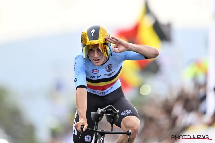 🎥 De eerste beelden: Remco Evenepoel gespot op nieuwe fiets van Red Bull-BORA-hansgrohe