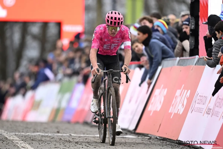 'Nieuwe Van der Poel' maakt indruk: 18-jarige doet monden openvallen in Namen