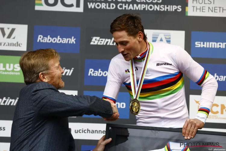 🎥 Pech voor het WK en ontmoeting met de koning nadien: Van der Poel onthult details 