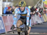 Verrassing van formaat op EK: jonge Belg verrast topfavorieten Van Aert en van der Poel en pakt goud